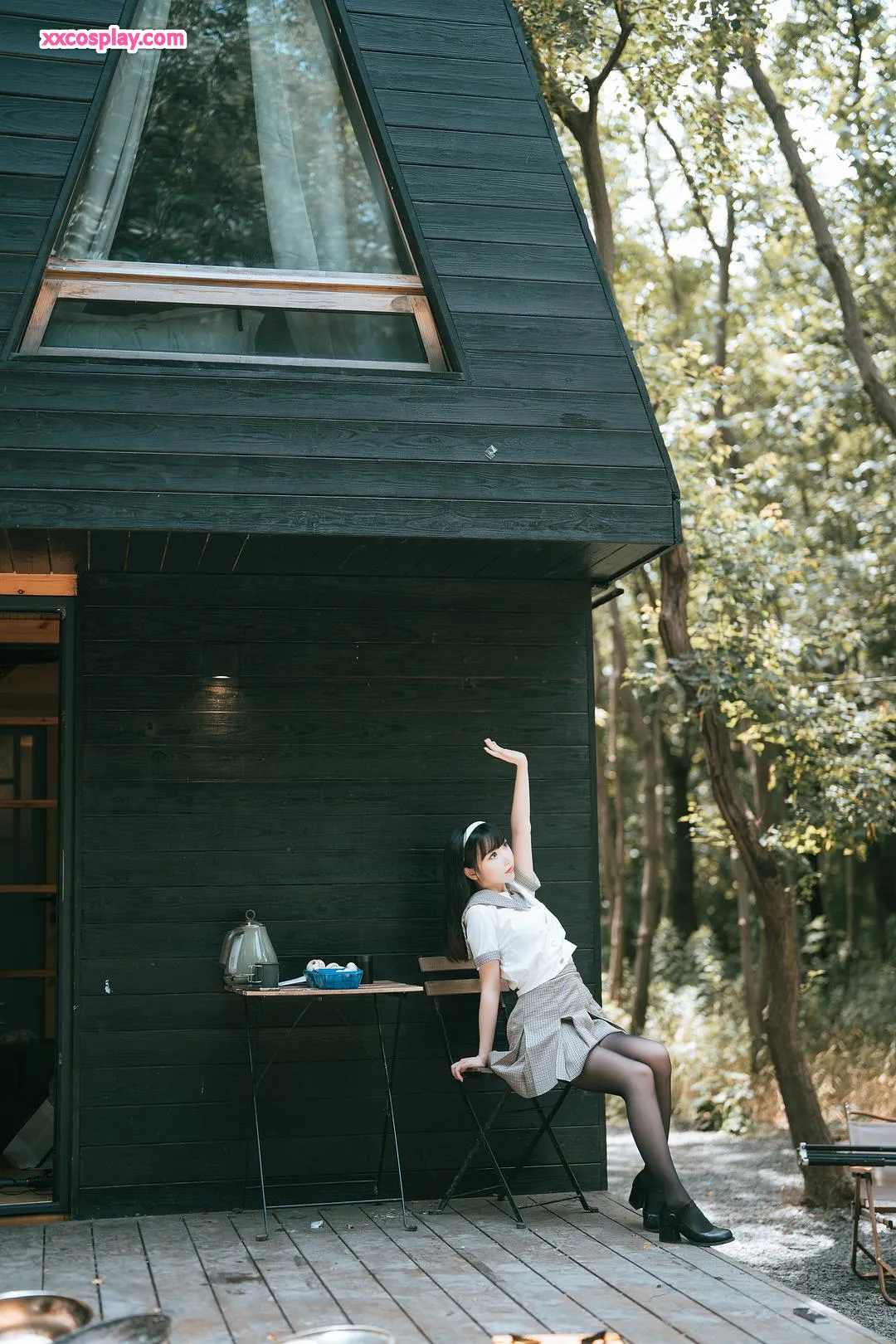 Mianbing Xianer - Black Stockings Camping JK